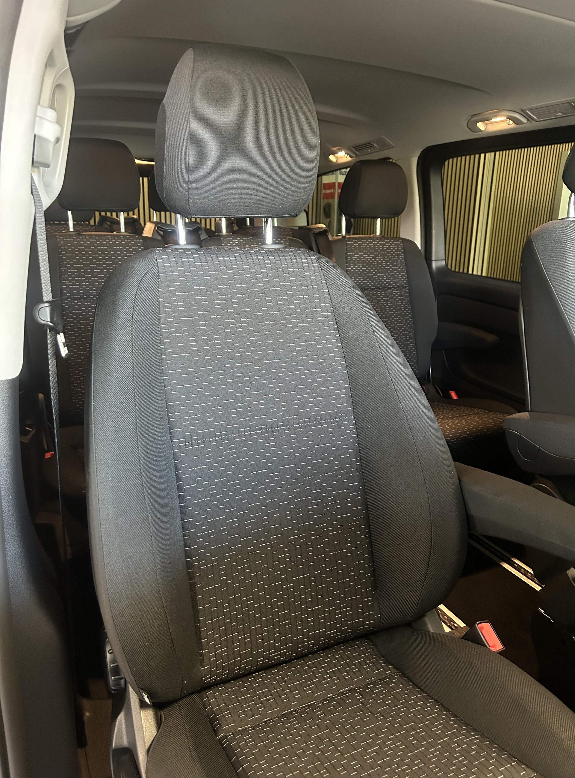 MERCEDES-BENZ Vito 116 Kombi L 2.0 CDI Select Family 4X4 8 PLACES/8PLATZ - 14