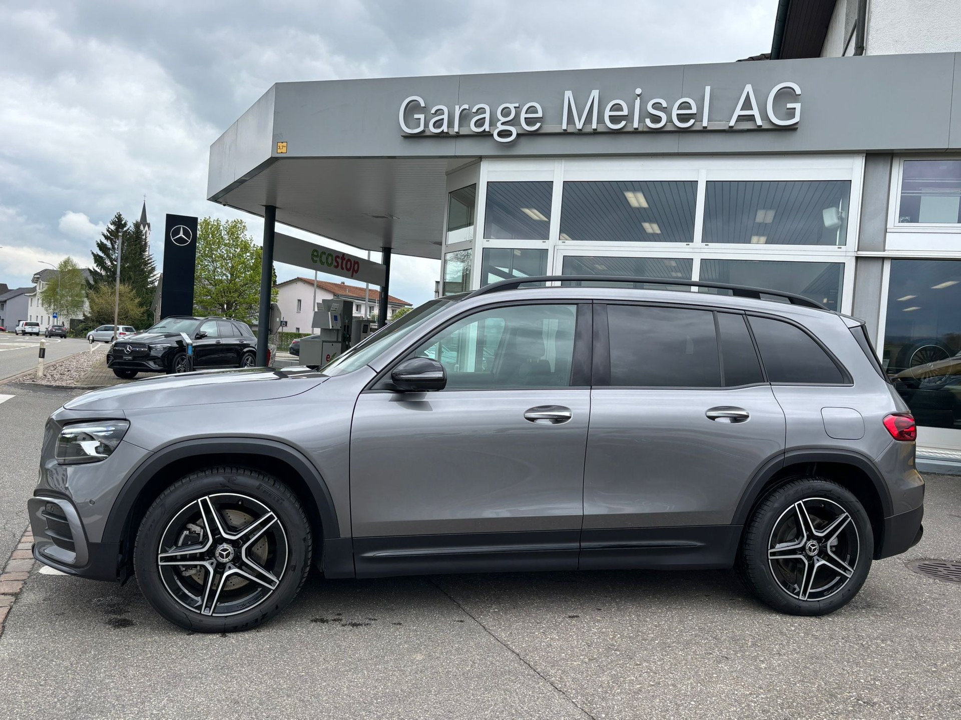 MERCEDES-BENZ GLB 220d AMG-Line 4Matic - 6