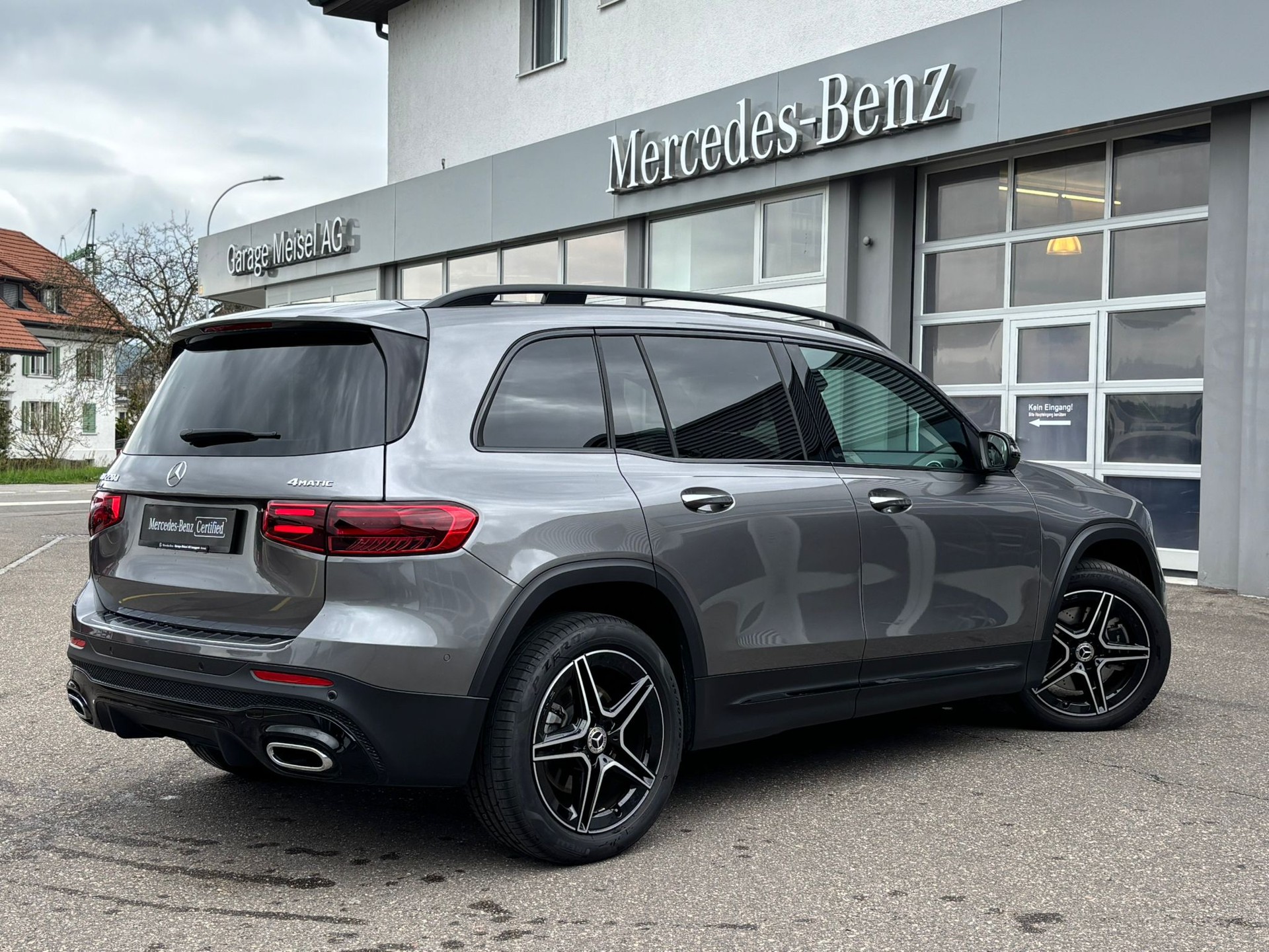 MERCEDES-BENZ GLB 220d AMG-Line 4Matic - 3