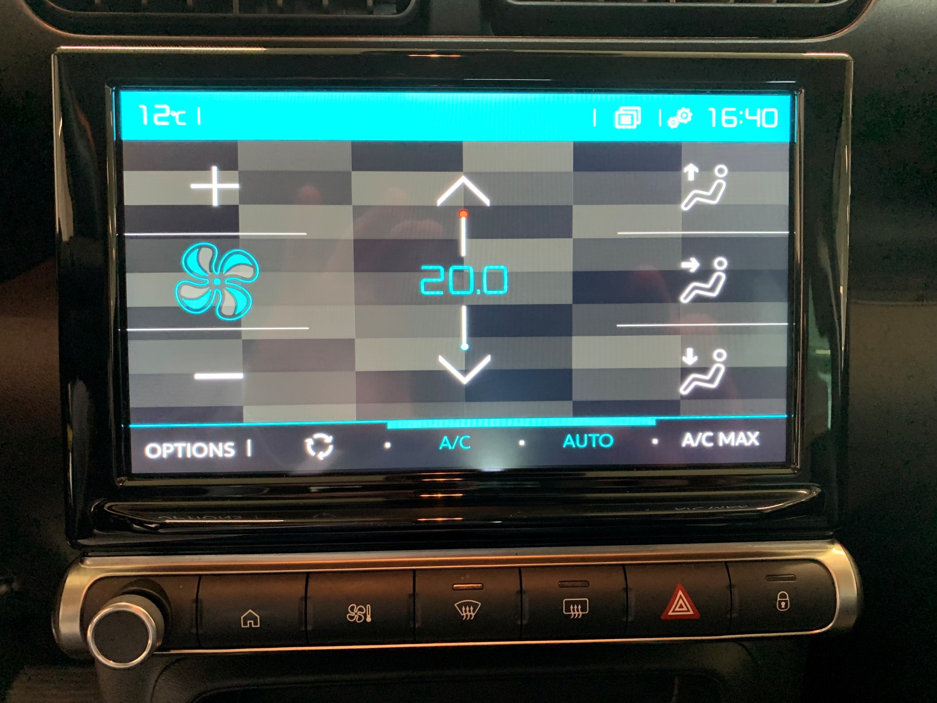 CITROEN C3 Aircross 1.2i PureTech Swiss Edition EAT6 - 13