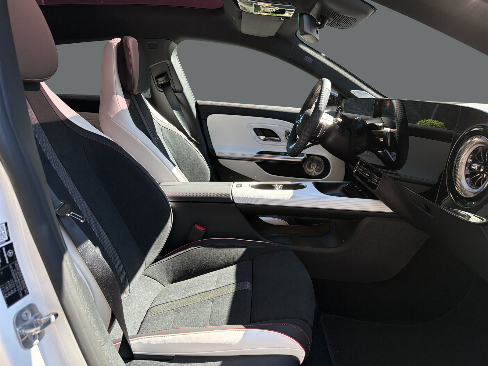MERCEDES-BENZ CLA 220 8G-DCT 4Matic - 18