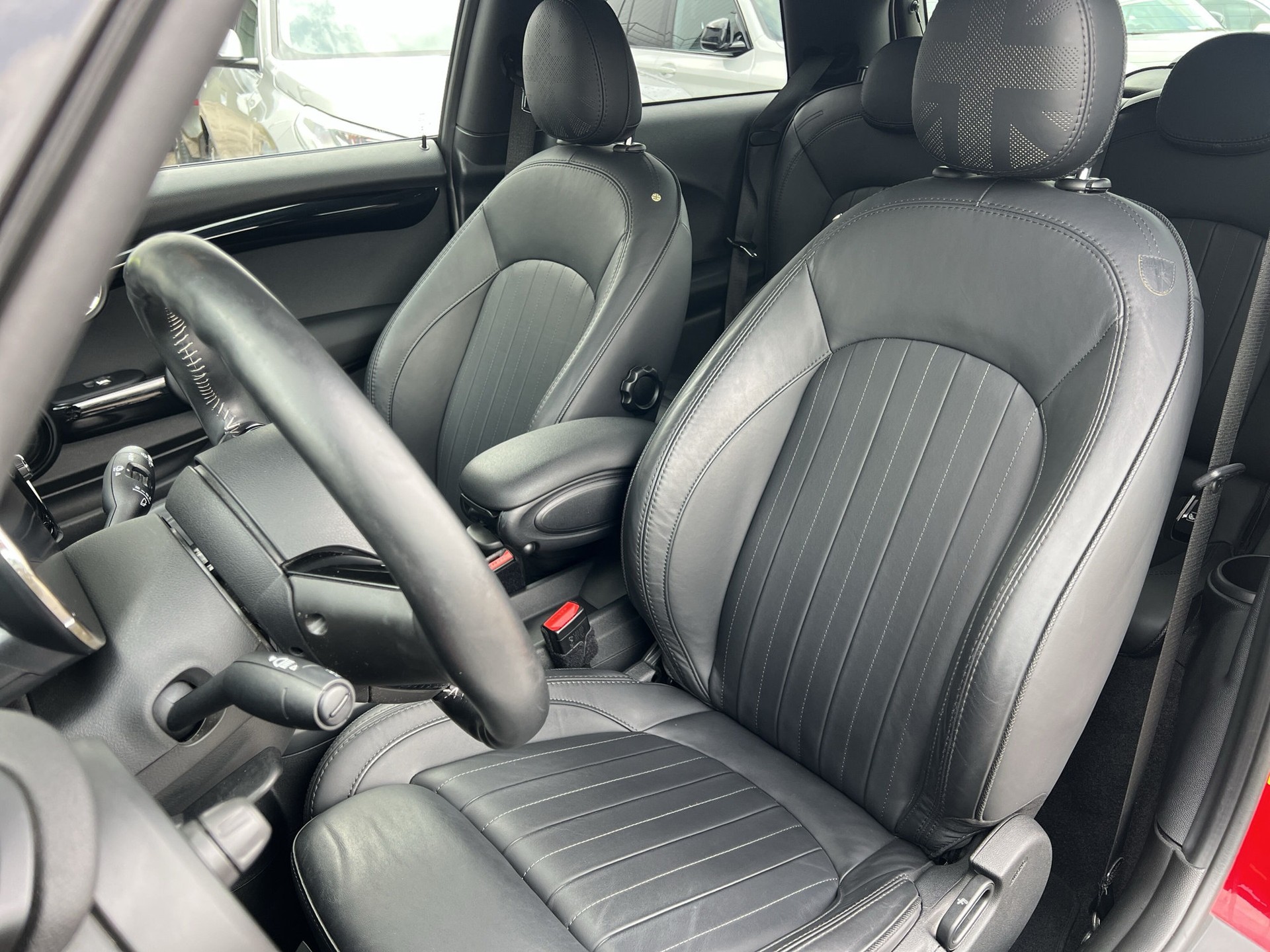 MINI Cooper SE - 10