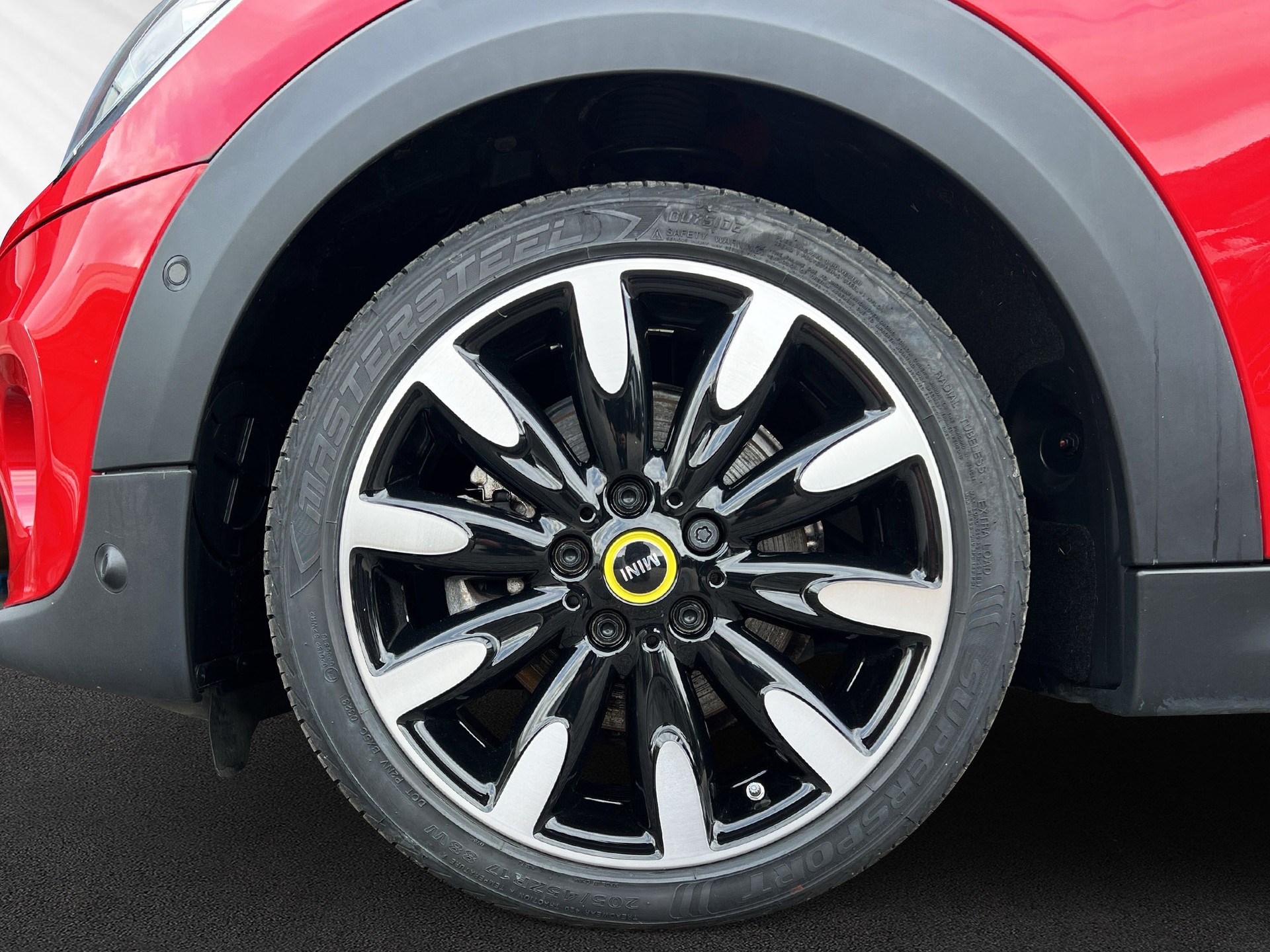 MINI Cooper SE - 9
