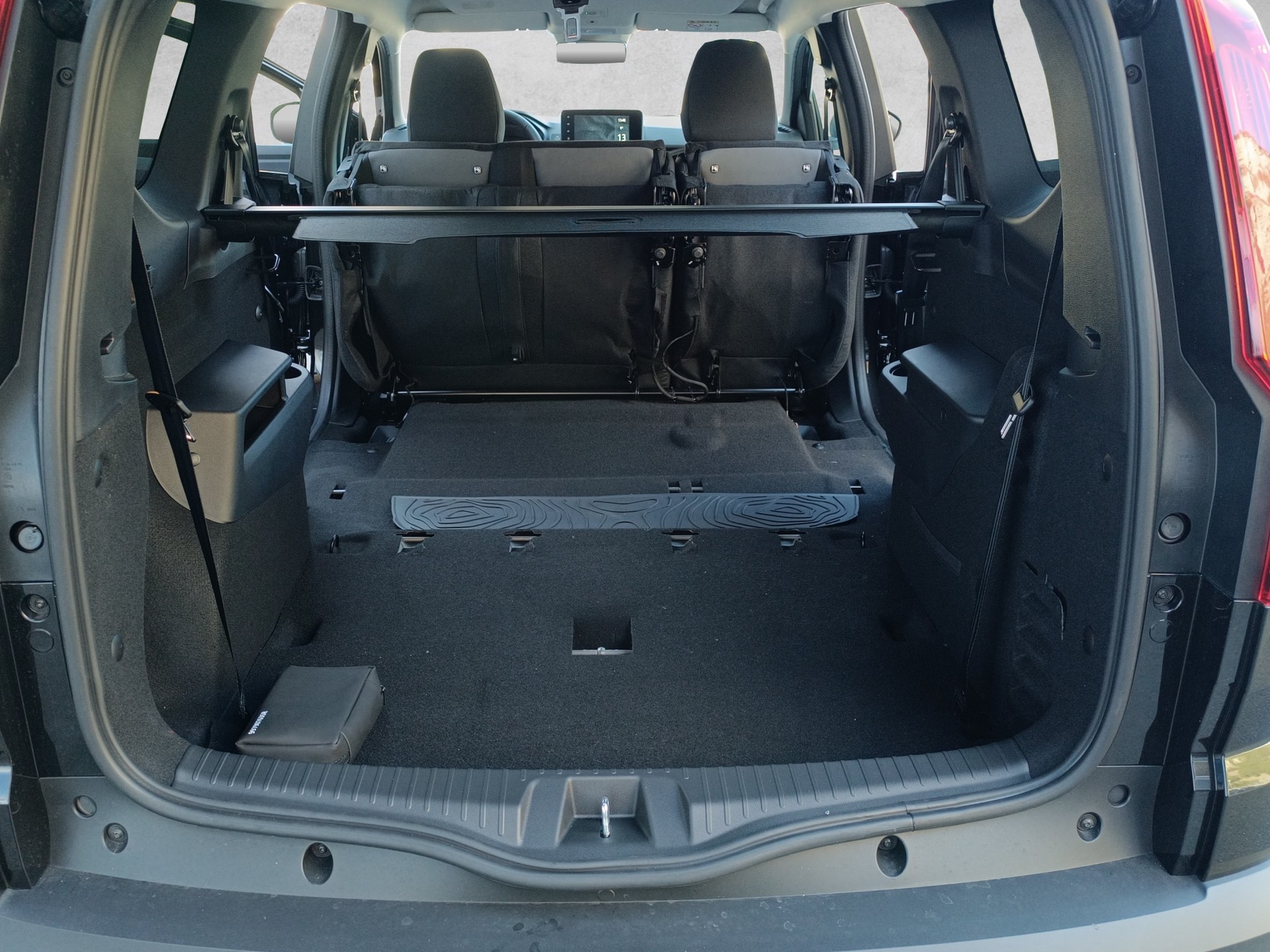DACIA Jogger TCe 110 Extreme - 16