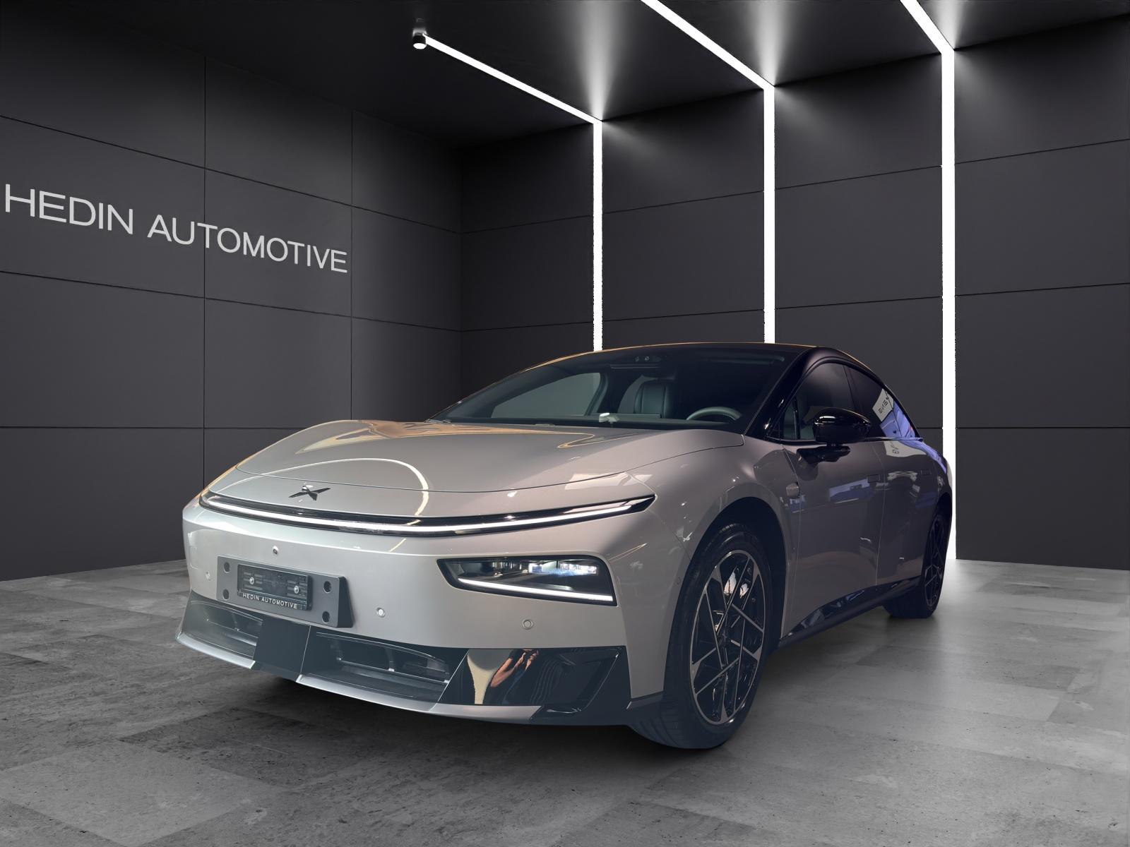 XPENG P7+ Performance AWD Limousine