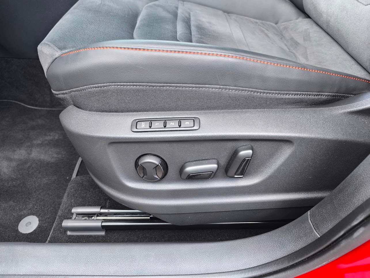 SEAT Ateca 2.0 TSI Hola FR 4Drive DSG - 15