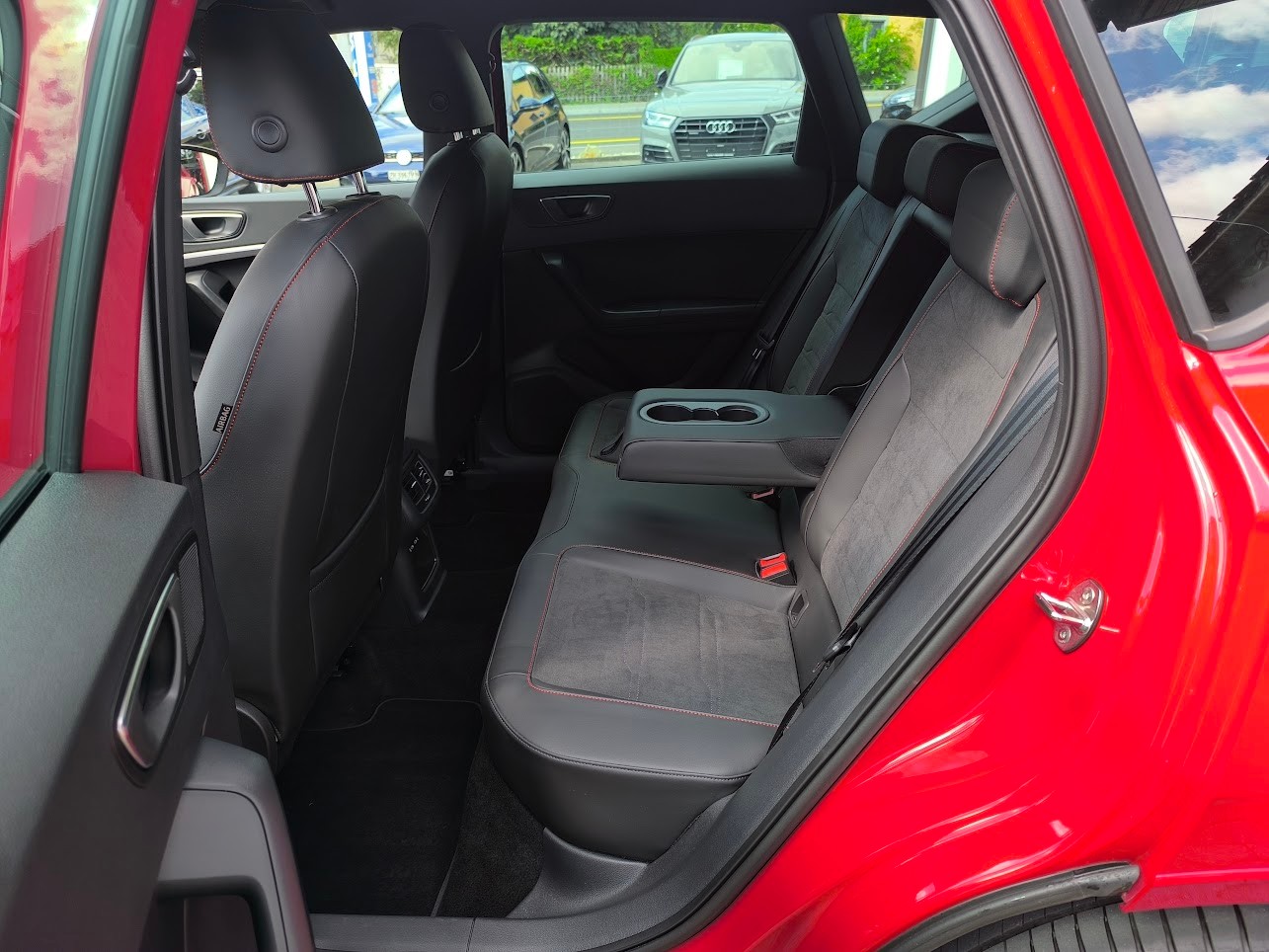 SEAT Ateca 2.0 TSI Hola FR 4Drive DSG - 8