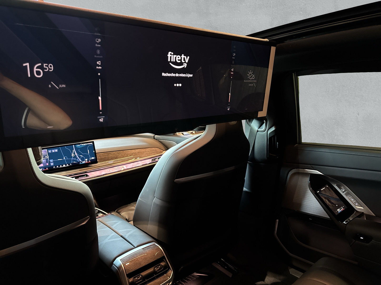 BMW i7 eDrive 50 - 15