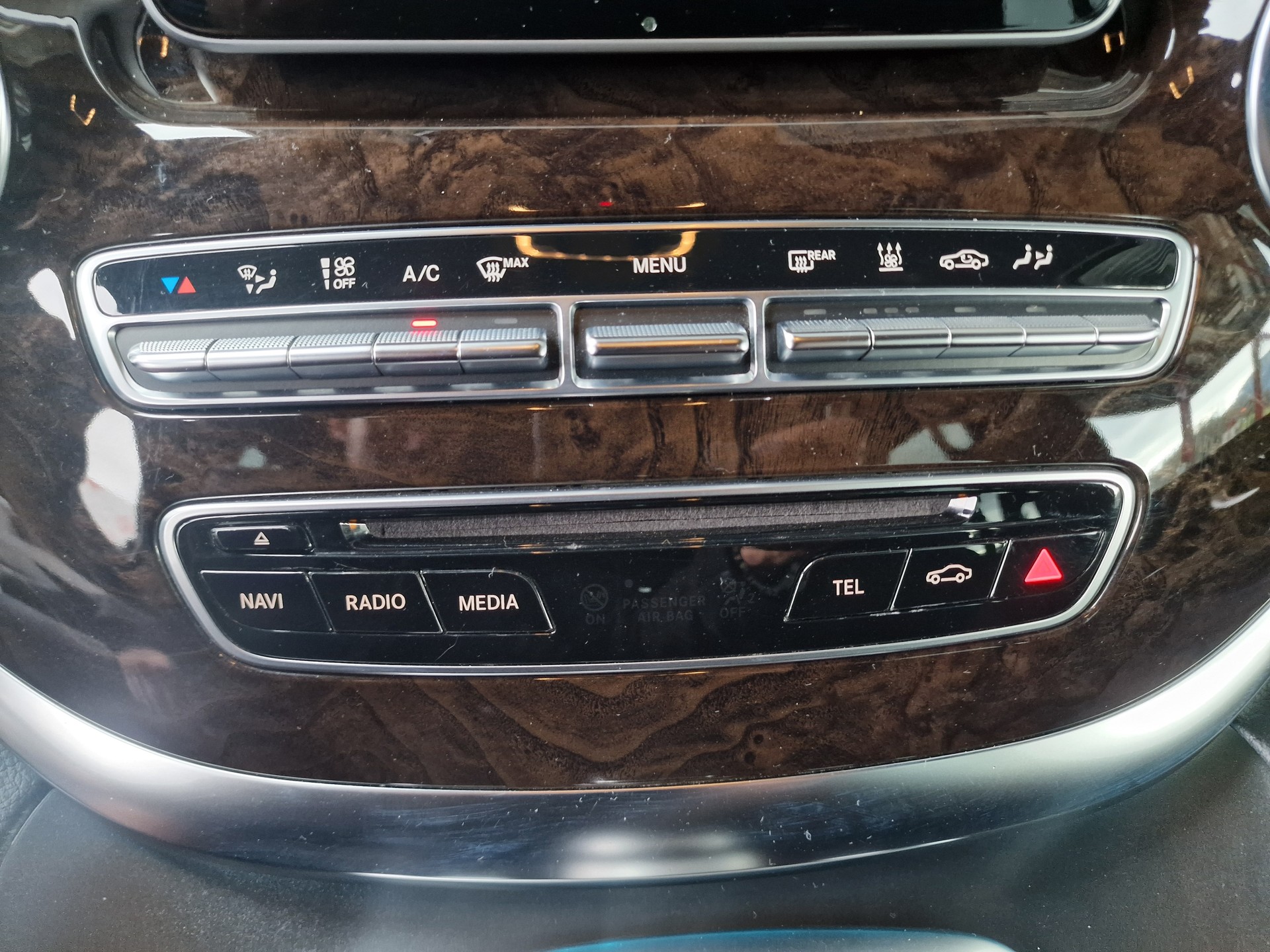 MERCEDES-BENZ V 250 d Avantgarde lang 4Matic 7G-Tronic 24Mt Gara 8xBereift - 24