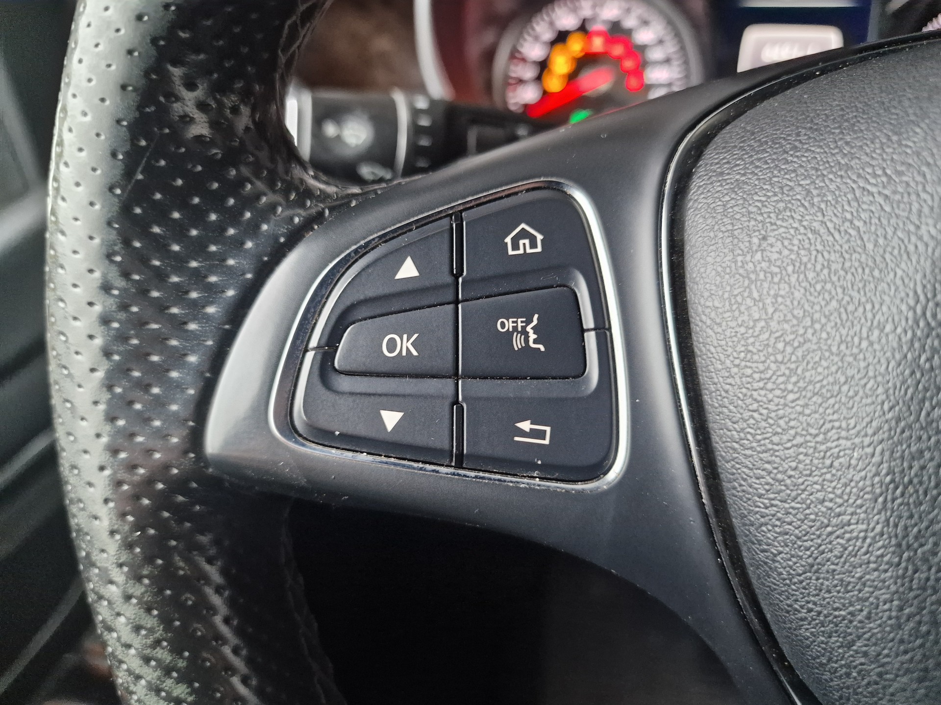 MERCEDES-BENZ V 250 d Avantgarde lang 4Matic 7G-Tronic 24Mt Gara 8xBereift - 21