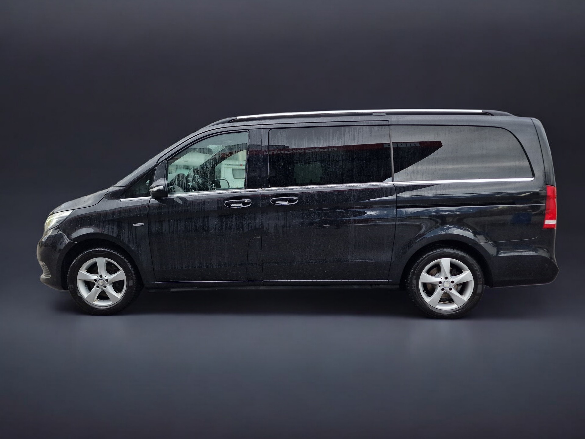 MERCEDES-BENZ V 250 d Avantgarde lang 4Matic 7G-Tronic 24Mt Gara 8xBereift