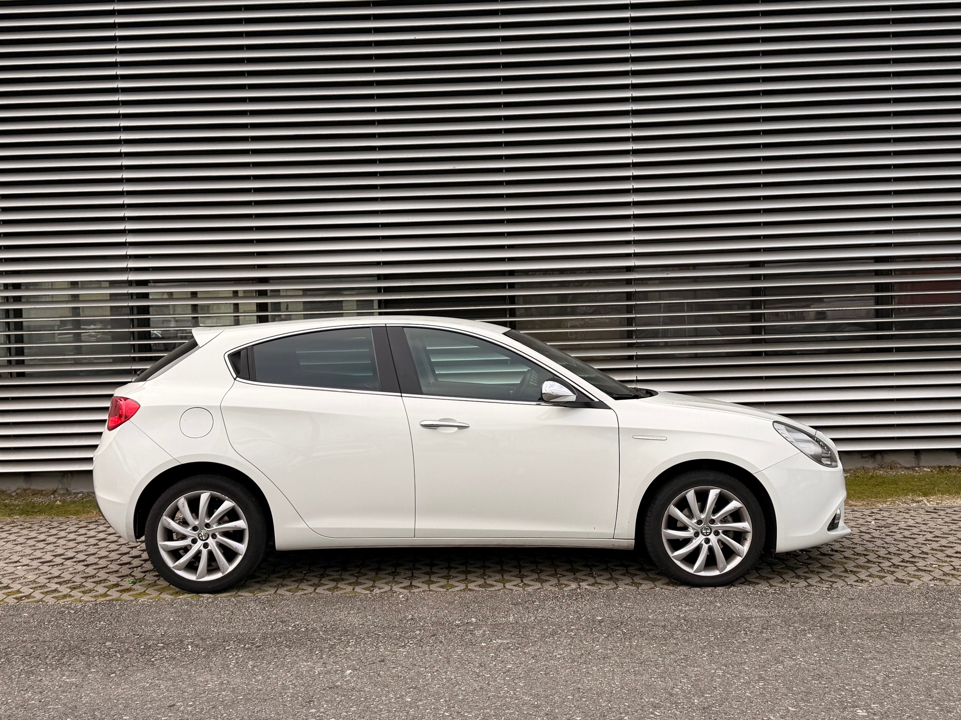 ALFA ROMEO Giulietta 1.6 JTDM Progression - 2