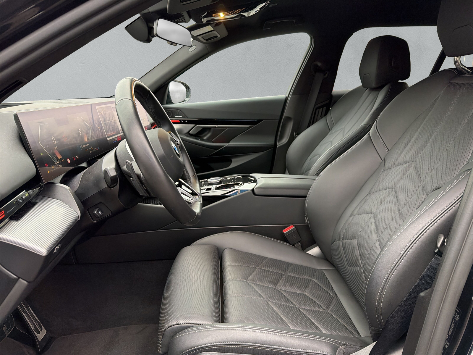 BMW 520d xDrive 48V Touring M Sport (CH) ** Action de leasing à 1.9% ** - 11