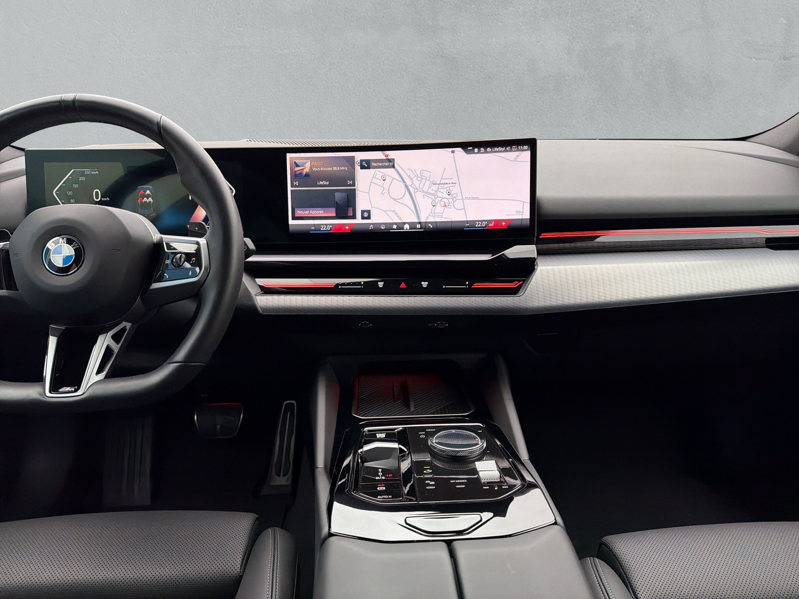 BMW 520d xDrive 48V Touring M Sport (CH) ** Action de leasing à 1.9% ** - 13