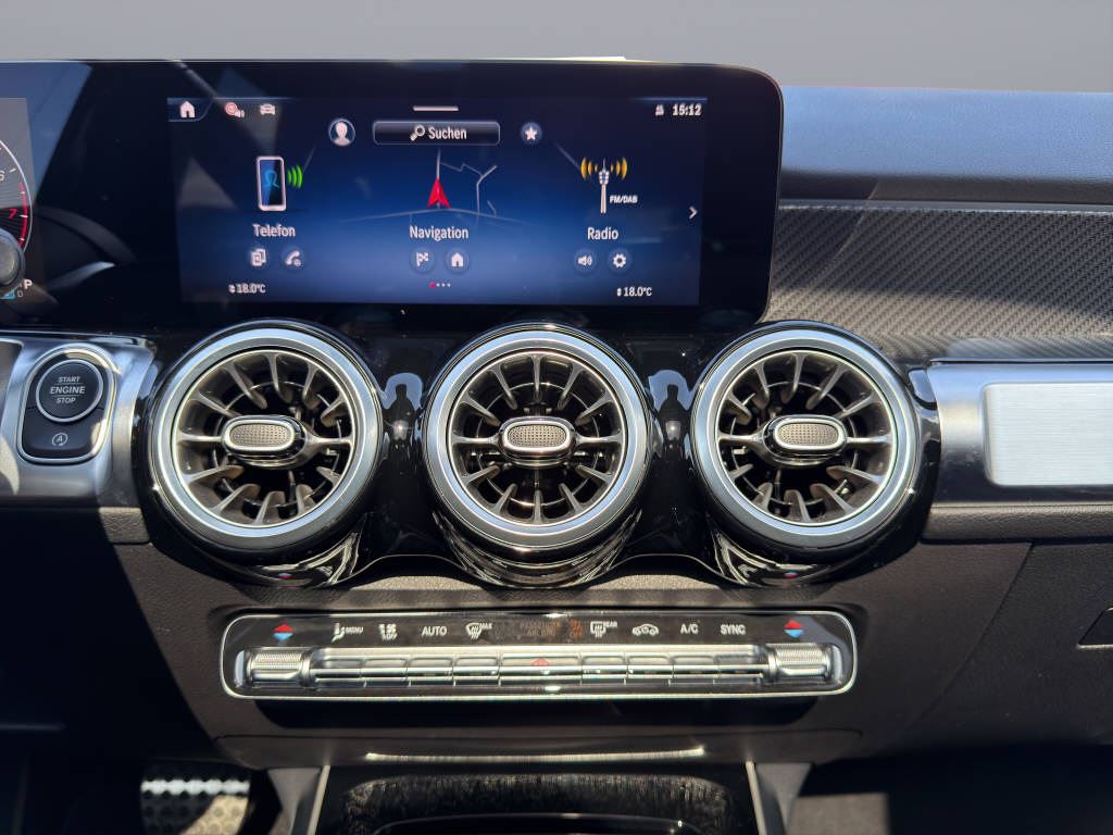 MERCEDES-BENZ GLB 220 AMG Line 4matic - 12