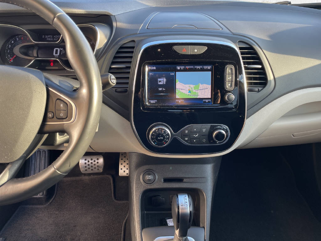 RENAULT Captur 1.2 TCe 90th Anniv. EDC - 8