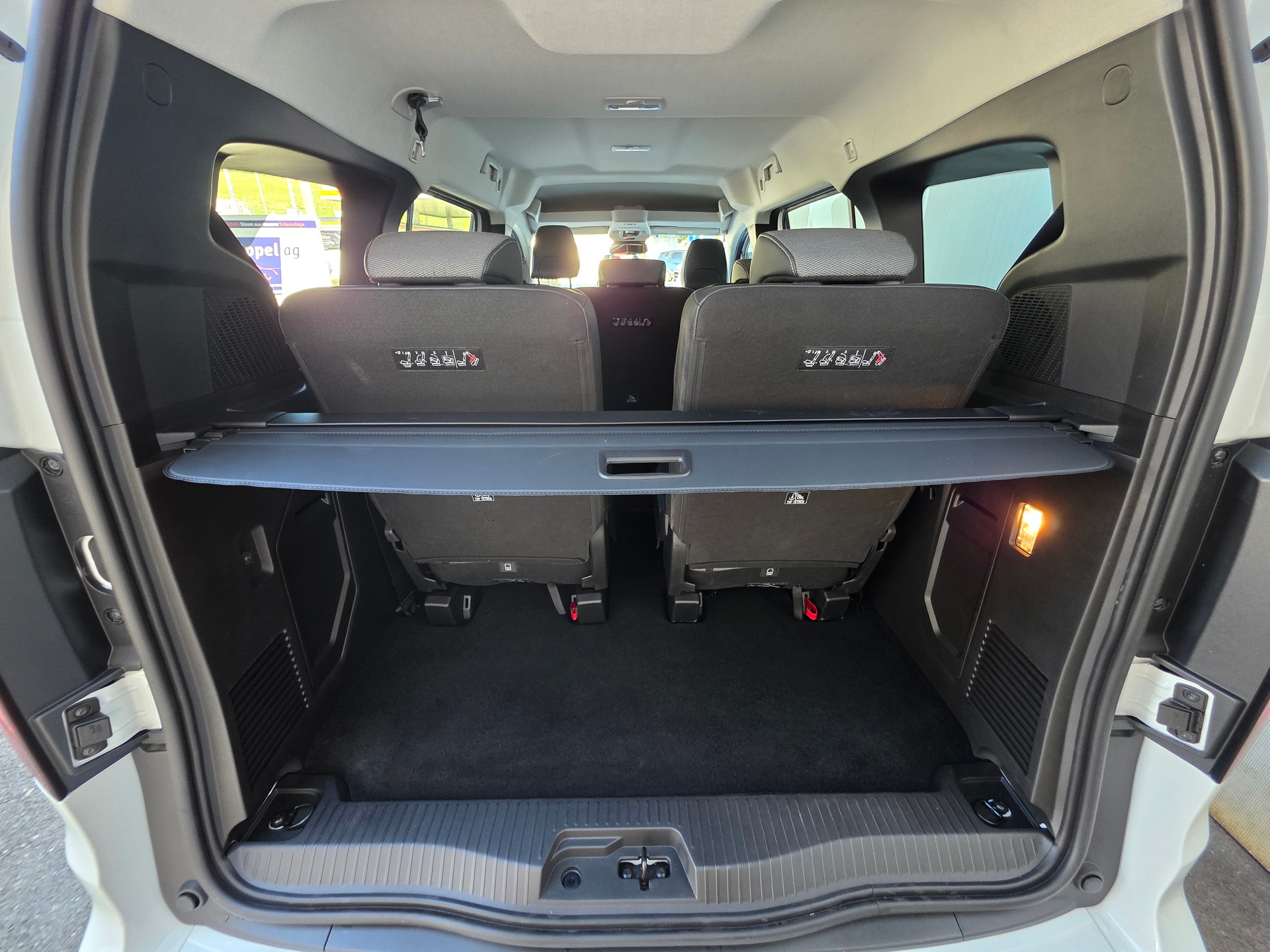 RENAULT Kangoo 1.3 TCe 130 PF Techno EDC - 4