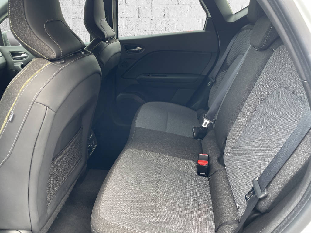 RENAULT Captur 1.3 TCe 140 techno - 10