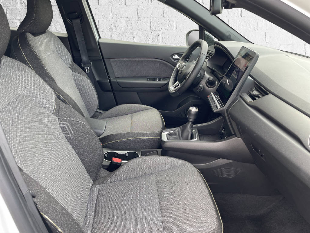 RENAULT Captur 1.3 TCe 140 techno - 11