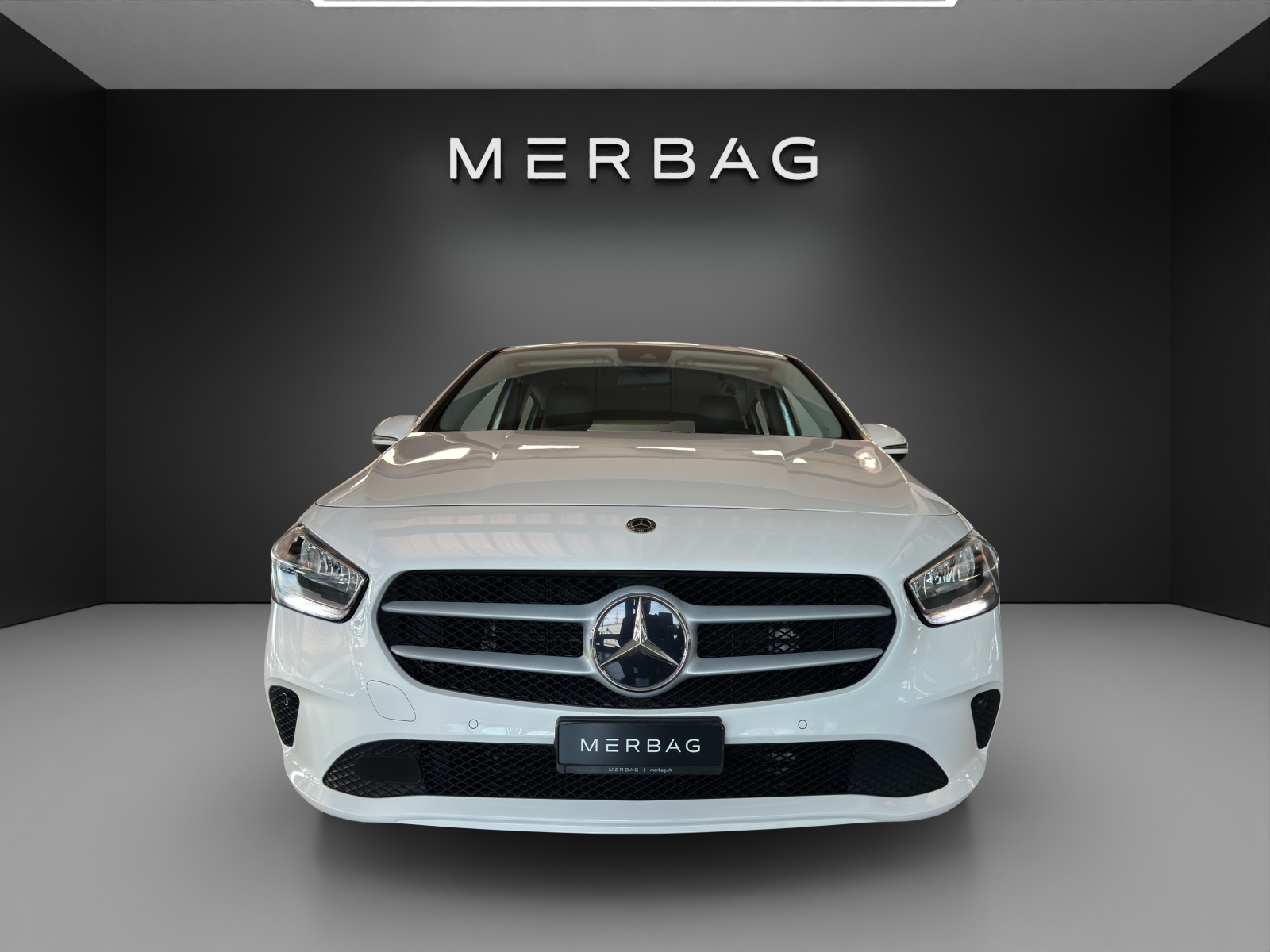 MERCEDES-BENZ B 180 - 2