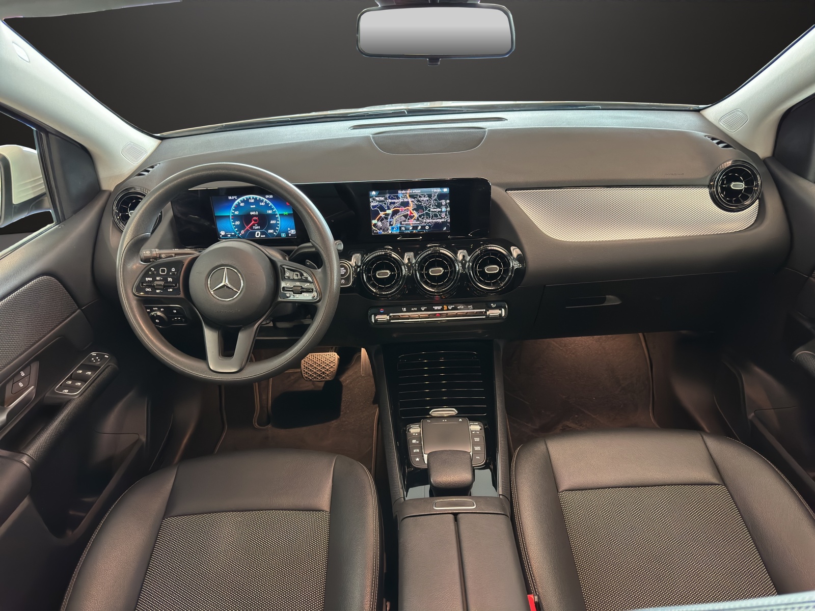 MERCEDES-BENZ B 180 - 10