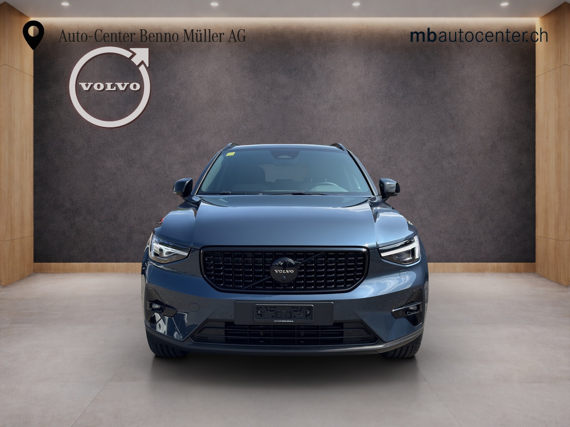 VOLVO XC40 2.0 B4 MH Black Edition - 8