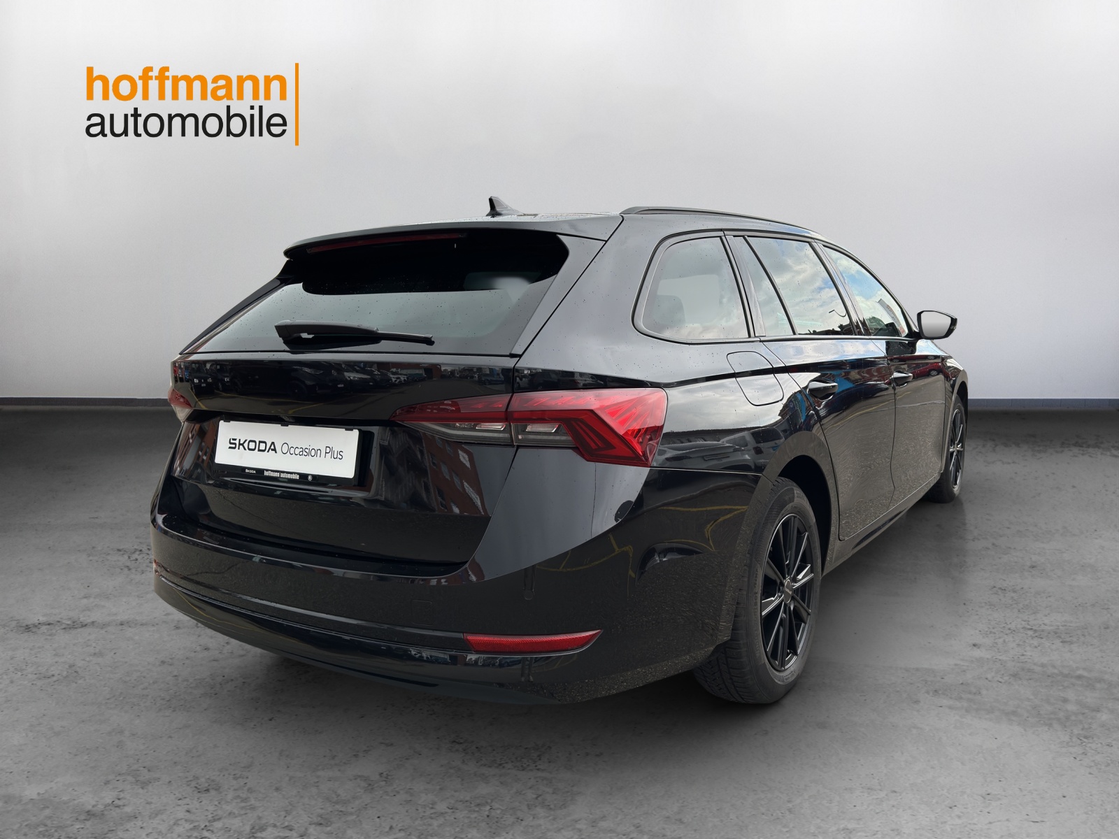 SKODA Octavia Combi 2.0 TDI DSG Style - 4