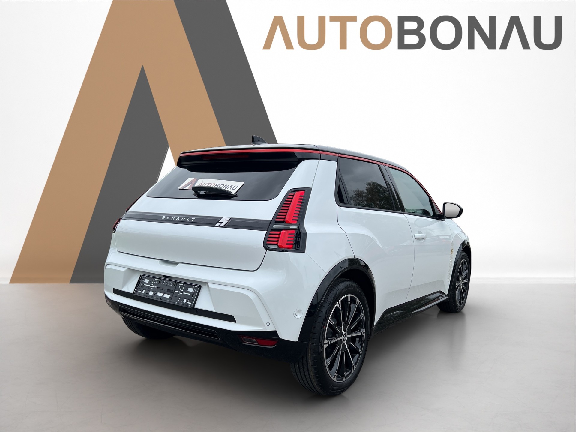 RENAULT R5 E-Tech Comfort Range iconic five - 5