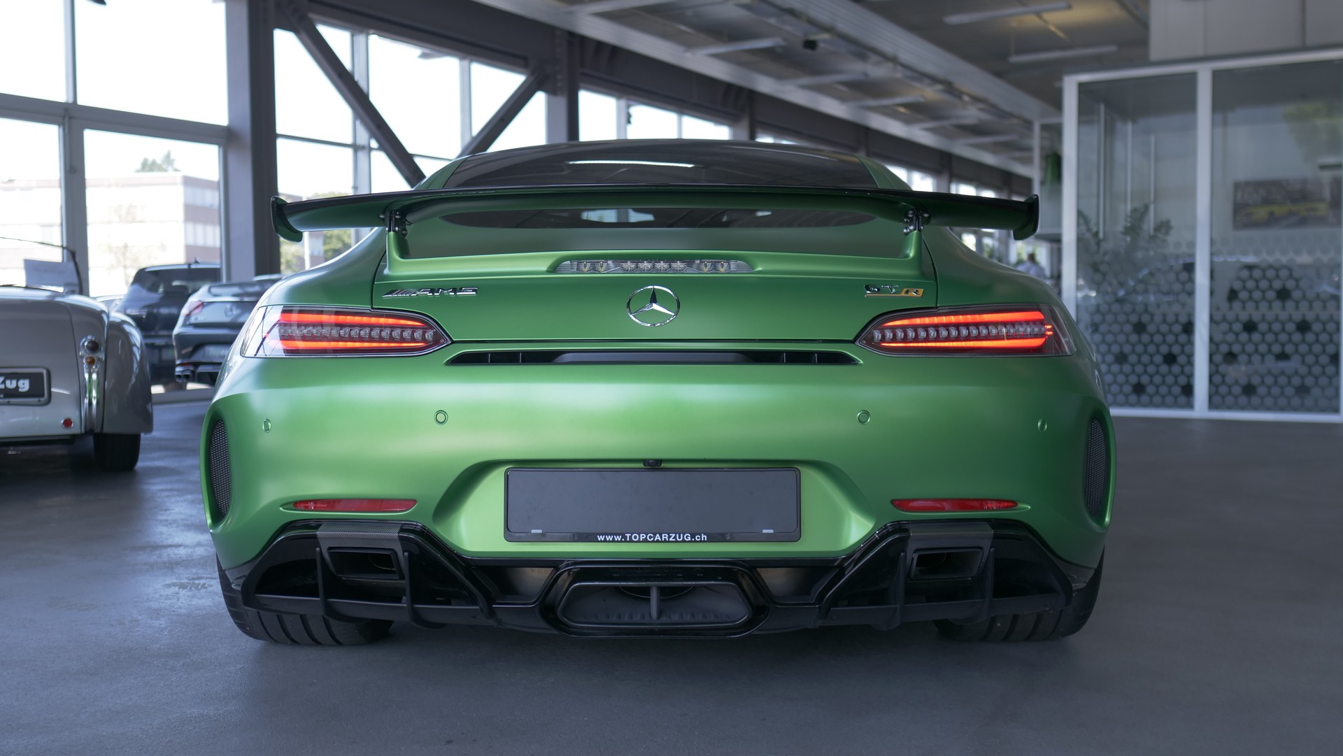 MERCEDES-BENZ AMG GT R Speedshift DCT - 12