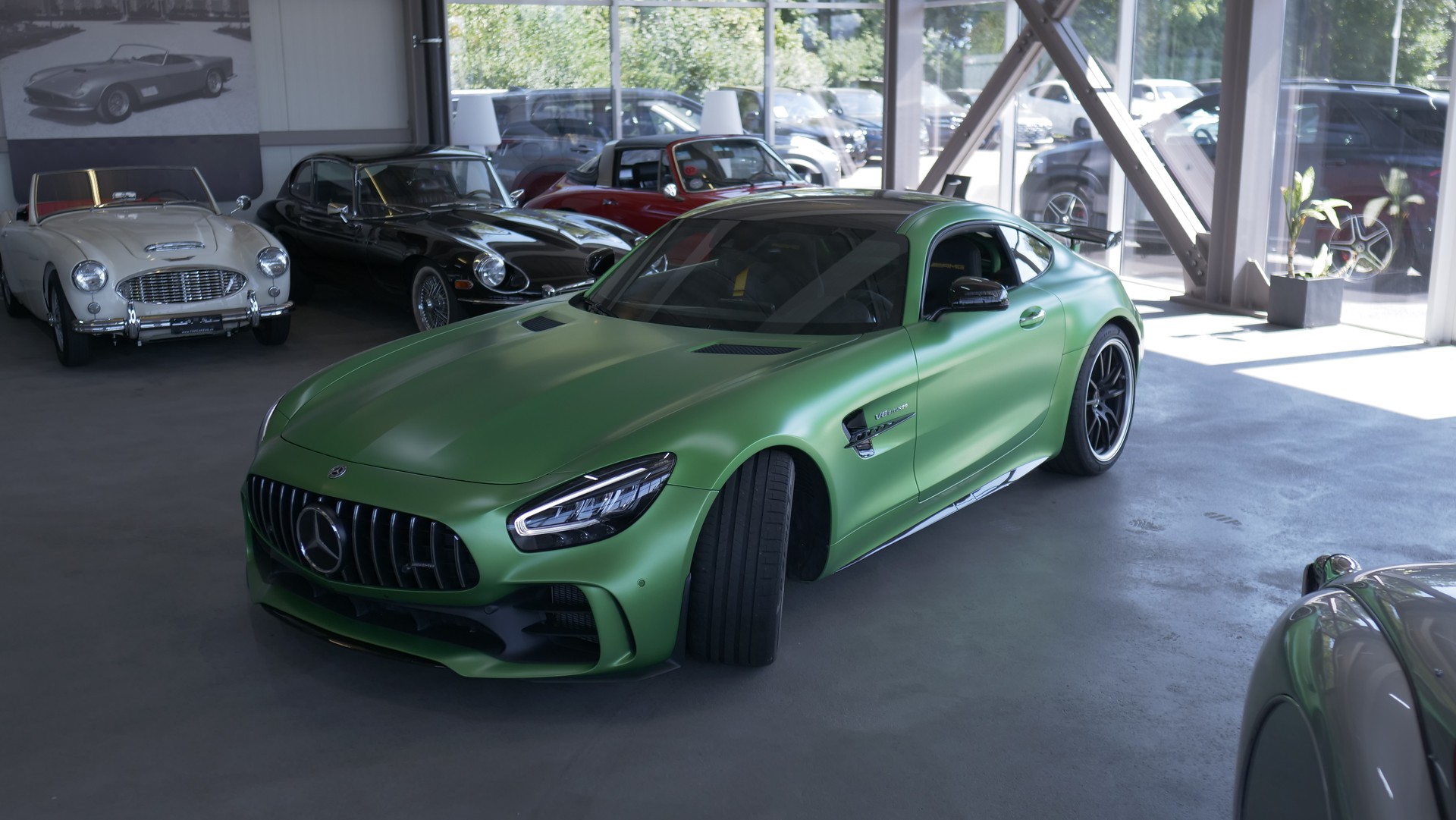MERCEDES-BENZ AMG GT R Speedshift DCT - 2