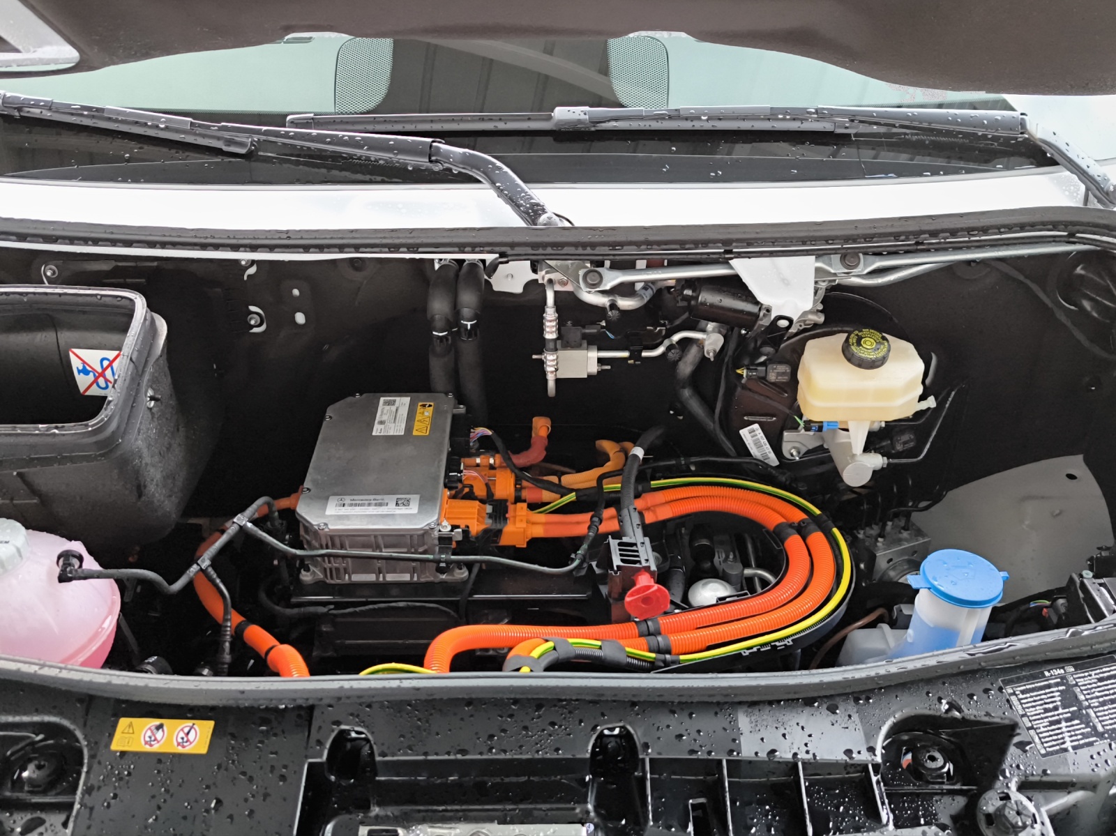 MERCEDES-BENZ eSprinter 320 81kWh Standard Hoch Pro - 9