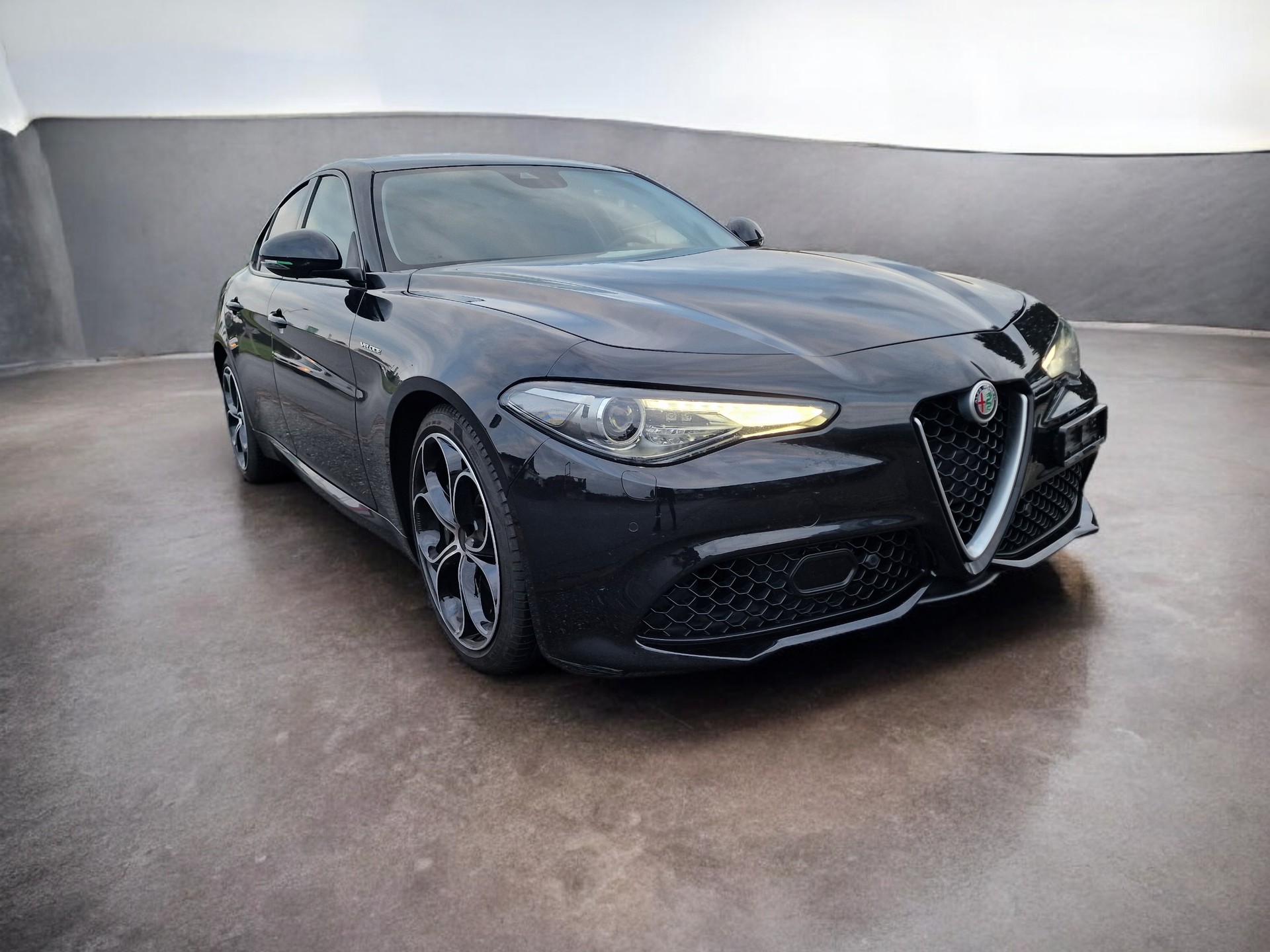 ALFA ROMEO Giulia 2.2 JTDM Veloce Q4 Automatic - 2