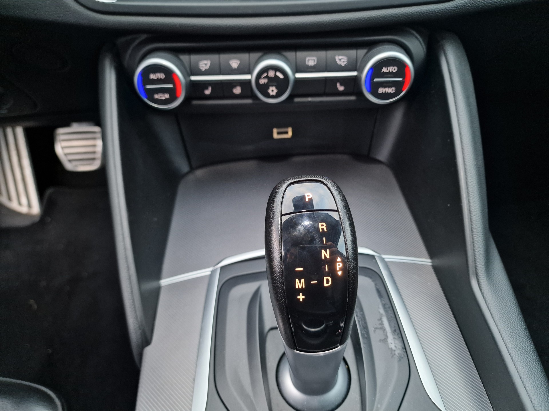 ALFA ROMEO Giulia 2.2 JTDM Veloce Q4 Automatic - 20