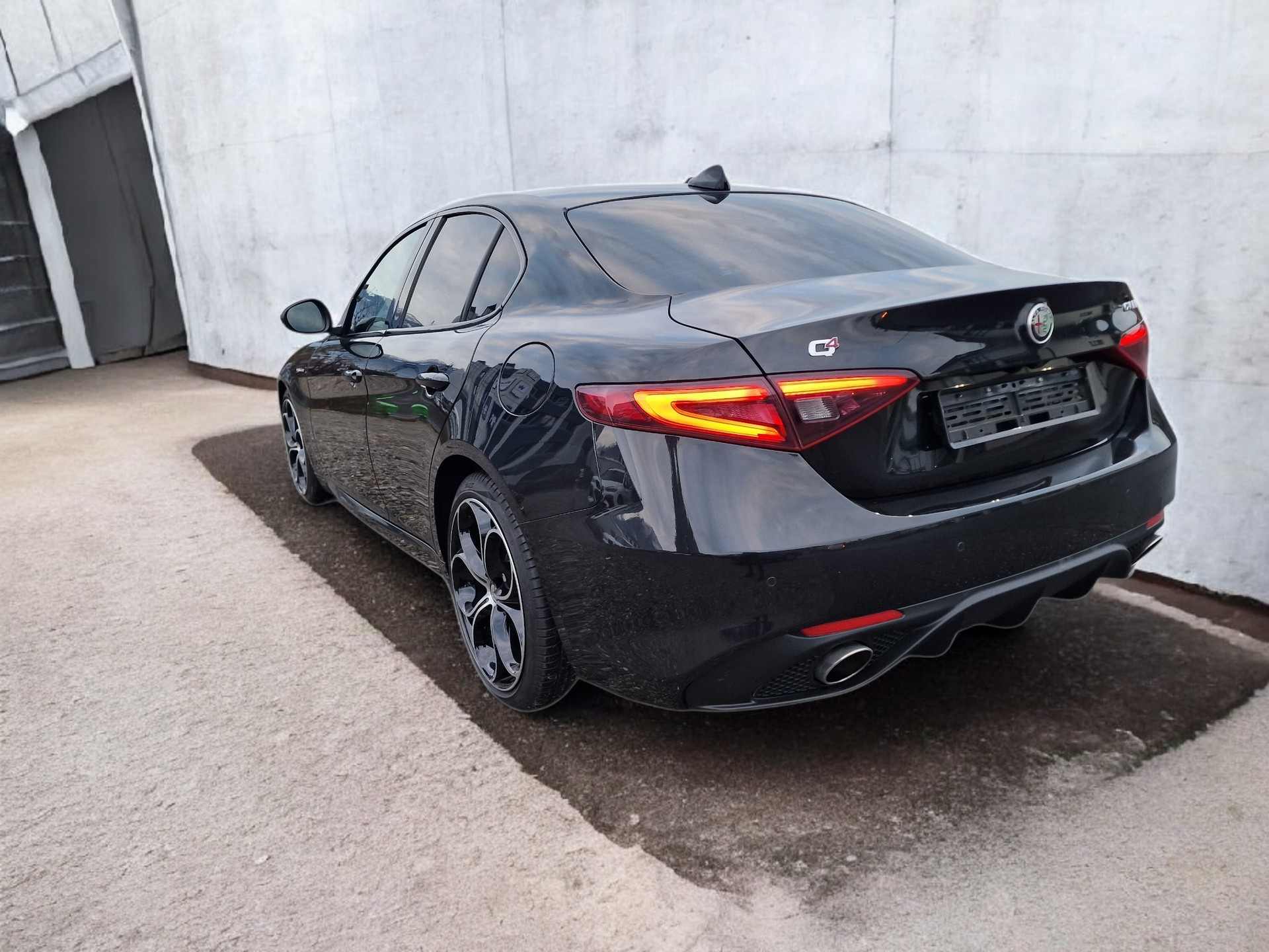 ALFA ROMEO Giulia 2.2 JTDM Veloce Q4 Automatic - 6