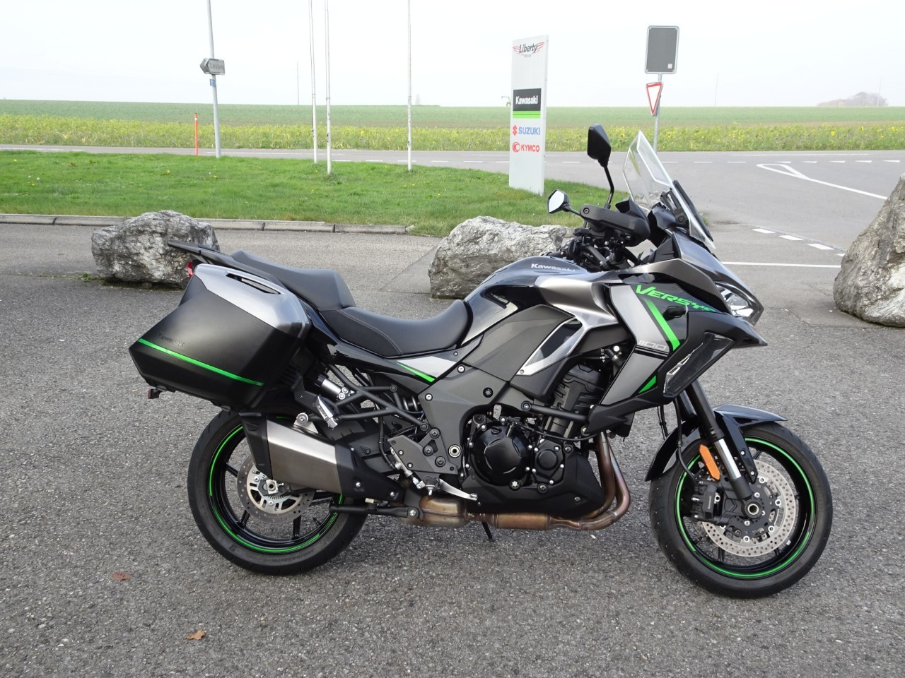 KAWASAKI Versys 1100 S Tourer - 2