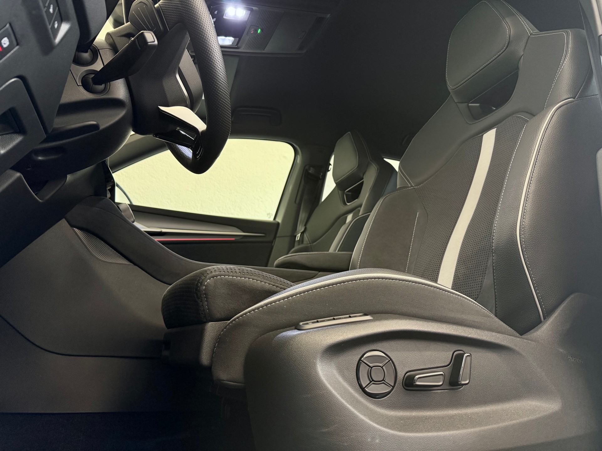 SKODA Kodiaq 2.0 TDI Sportline 4x4 DSG - 20