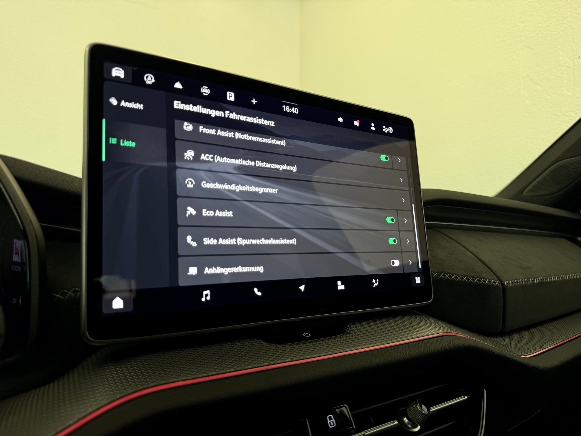 SKODA Kodiaq 2.0 TDI Sportline 4x4 DSG - 32