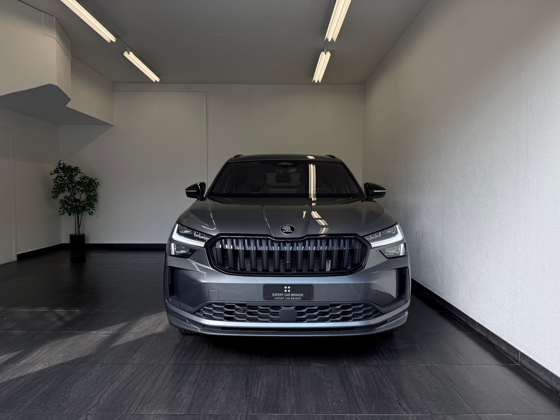 SKODA Kodiaq 2.0 TDI Sportline 4x4 DSG - 4