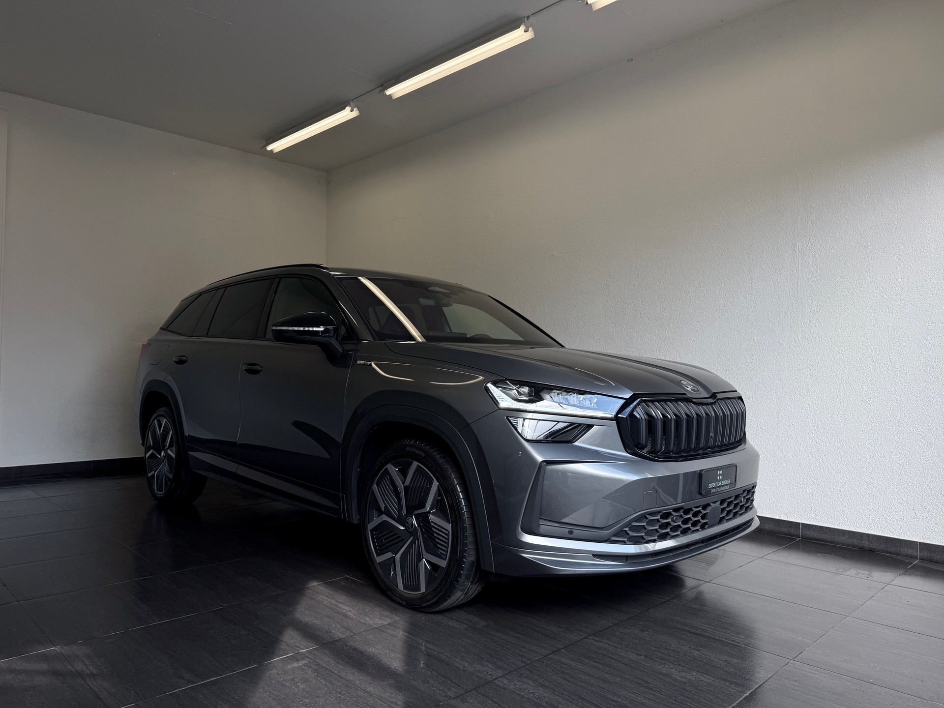 SKODA Kodiaq 2.0 TDI Sportline 4x4 DSG - 2