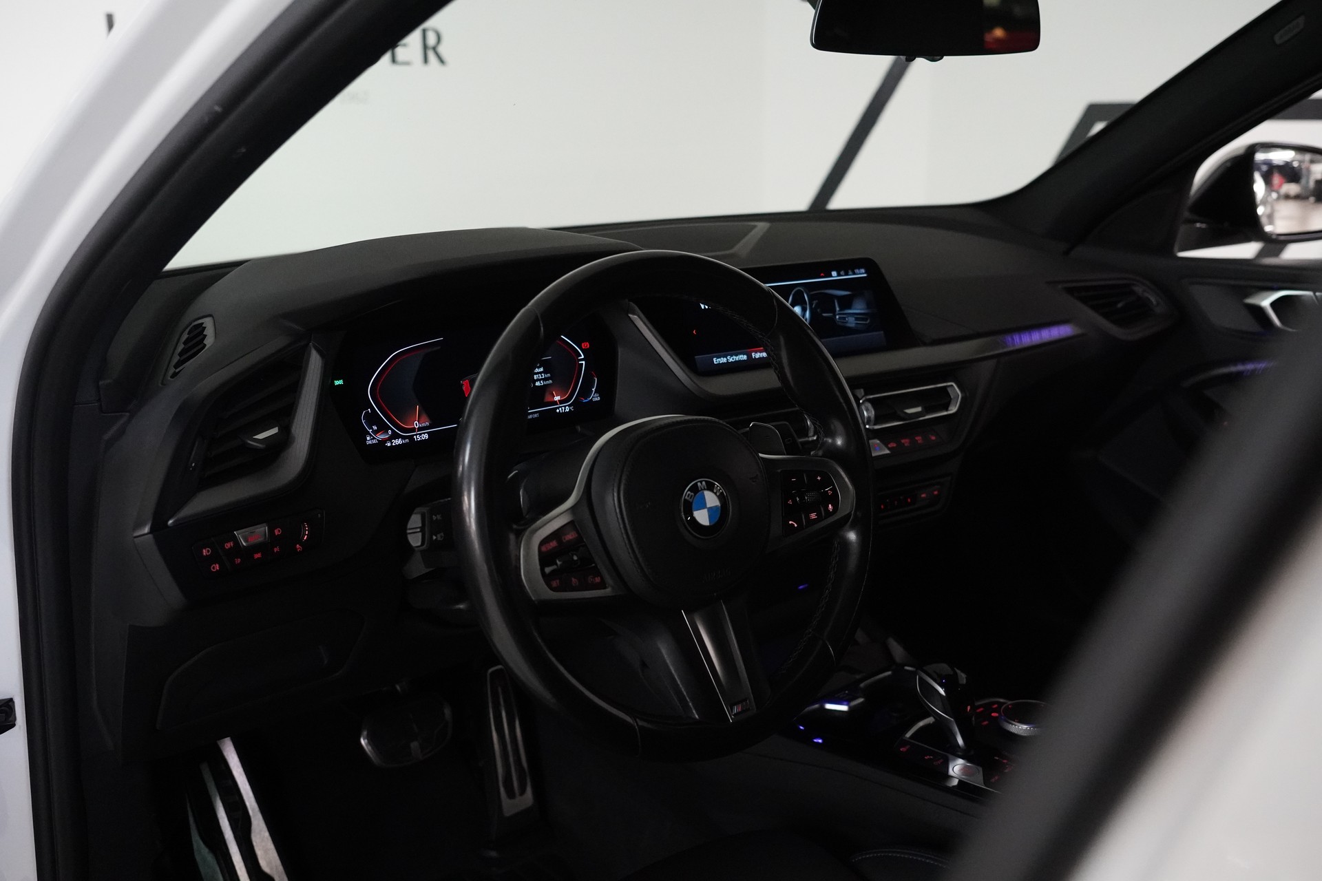 BMW 120d xDrive Steptronic M Sport - 24