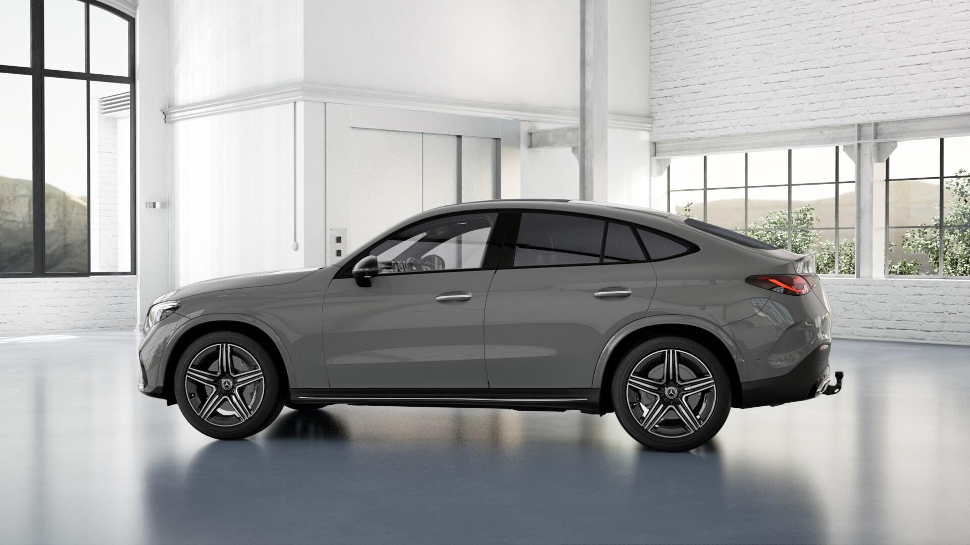 MERCEDES-BENZ GLC 300 AMG Line 4matic Coupé - 2