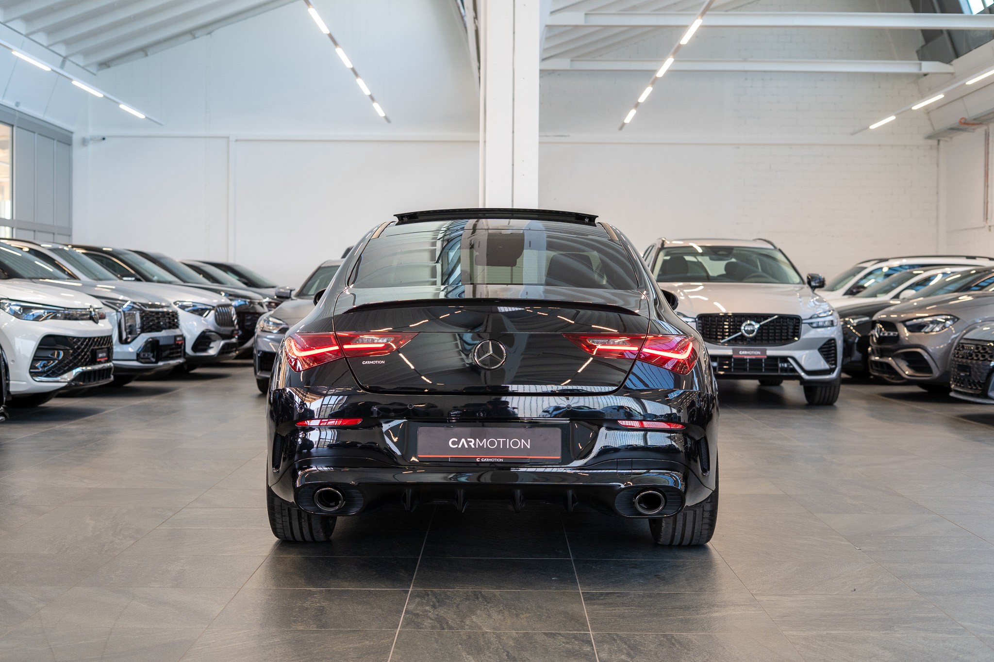 CLA 35 AMG 4matic / Panorama-Schiebedach / Performance Auspuff /