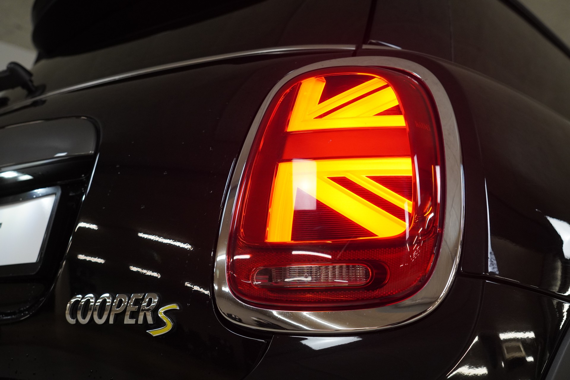 MINI Cooper SE - 17