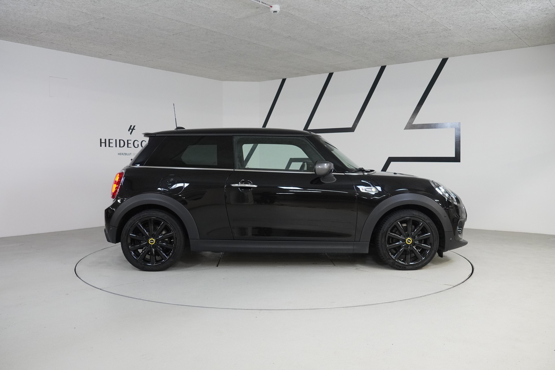 MINI Cooper SE - 9