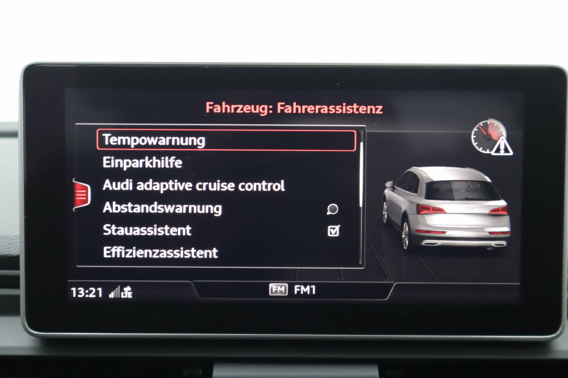 AUDI Q5 2.0 40 TDI Sport qu. S-Tronic-11