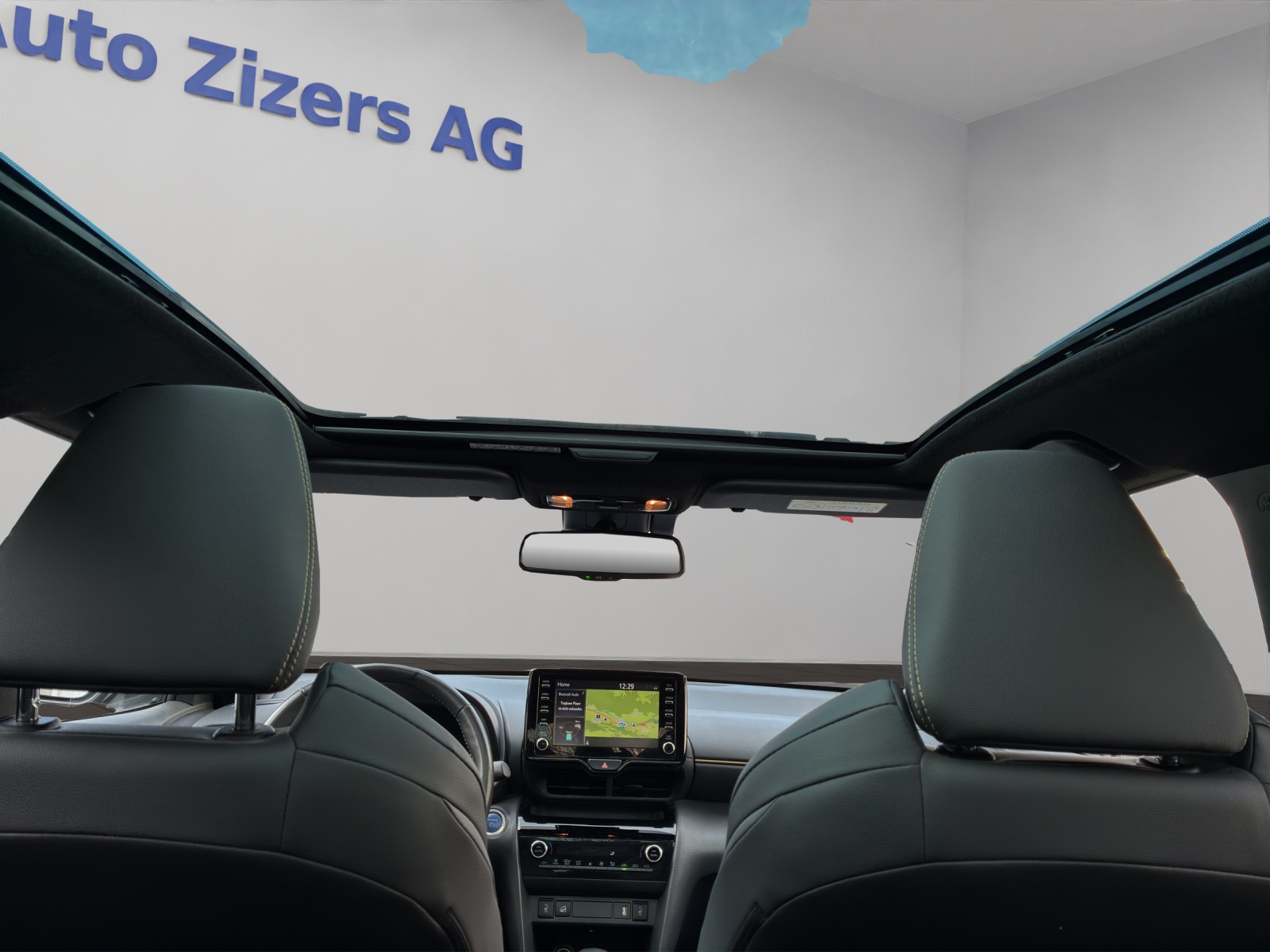 TOYOTA Yaris Cross 1.5 Adventure e-CVT AWDi - 12