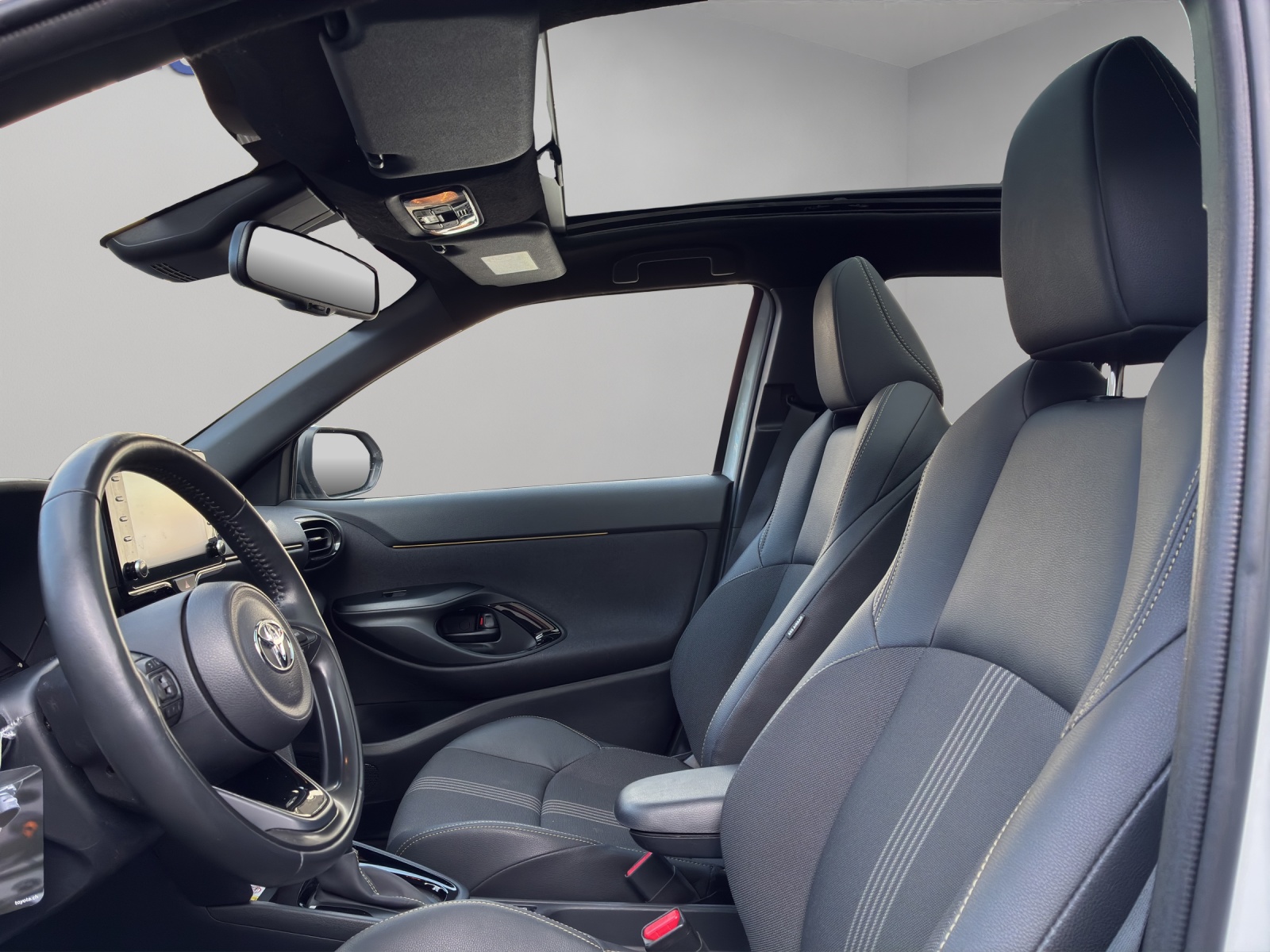 TOYOTA Yaris Cross 1.5 Adventure e-CVT AWDi - 11