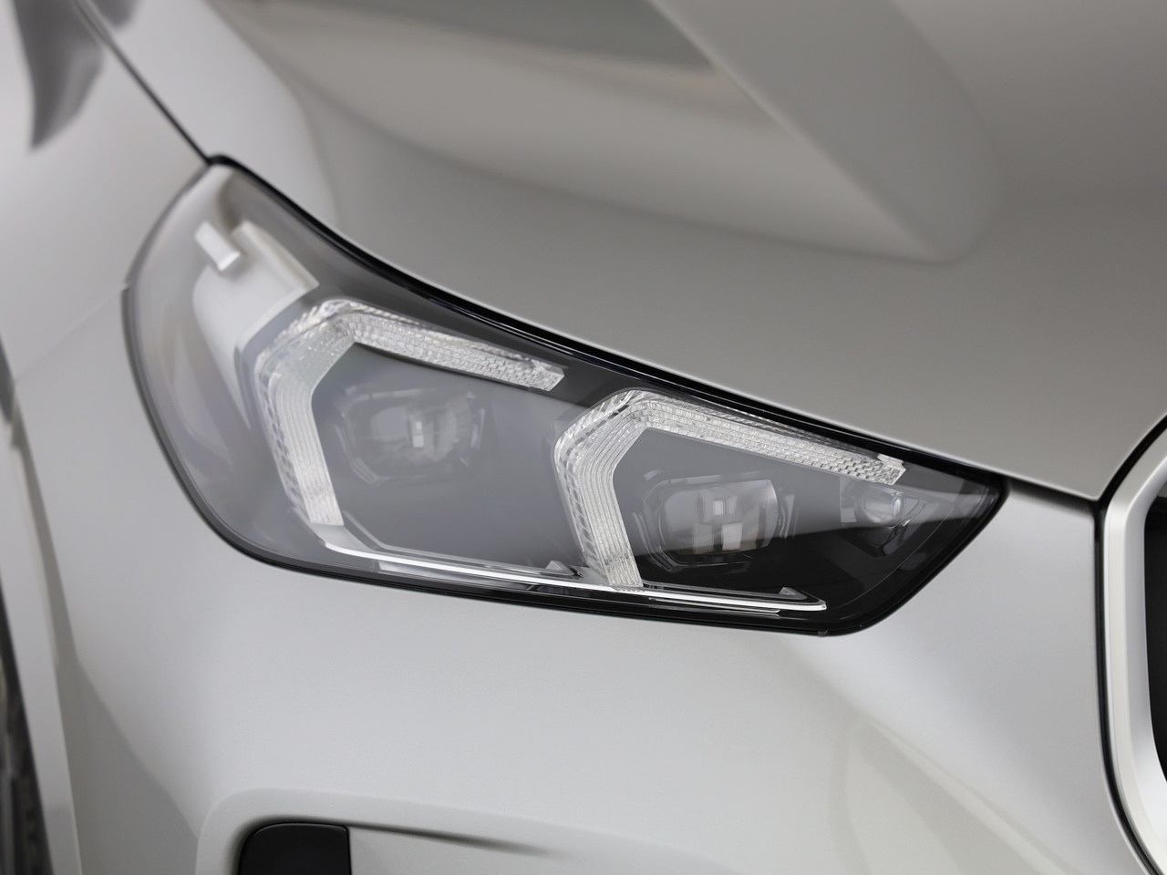 BMW X1 xDrive 23i 48V M Sport - 13