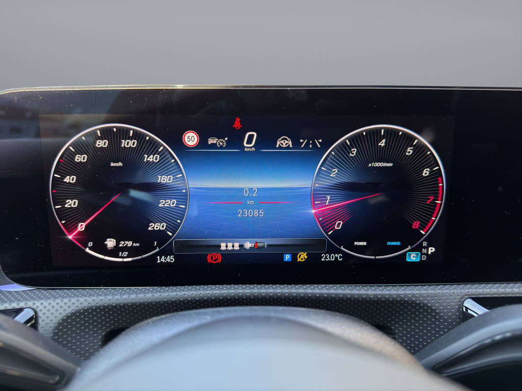 MERCEDES-BENZ CLA 250 AMG Line 4matic Shooting Brake - 11