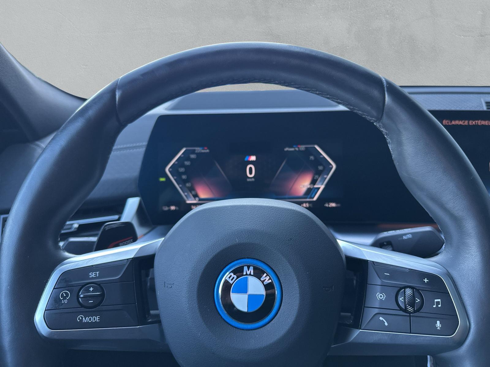 BMW iX2 30 M Sport xDrive U10 (CH) AHK 📍 - 18